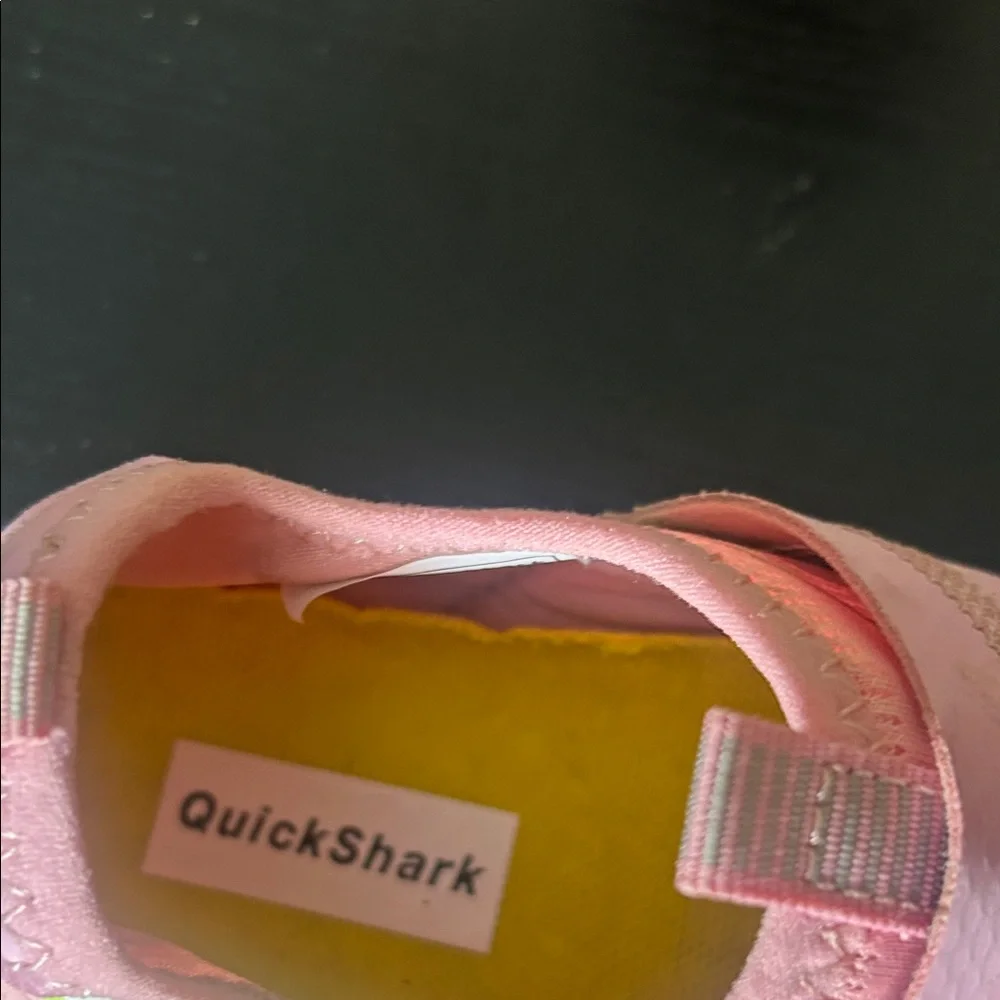 Quickshark stylish comfortable